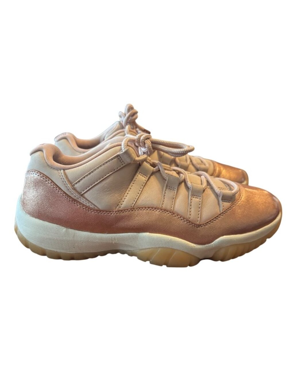 Nike Air Jordan 11 Retro Low Rose Gold Womens Size 9 Sneakers AH7860-105